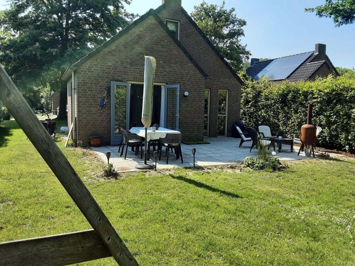 Rumah Senang Wellness Met Hottub En Tuin Ewijk Exteriér fotografie